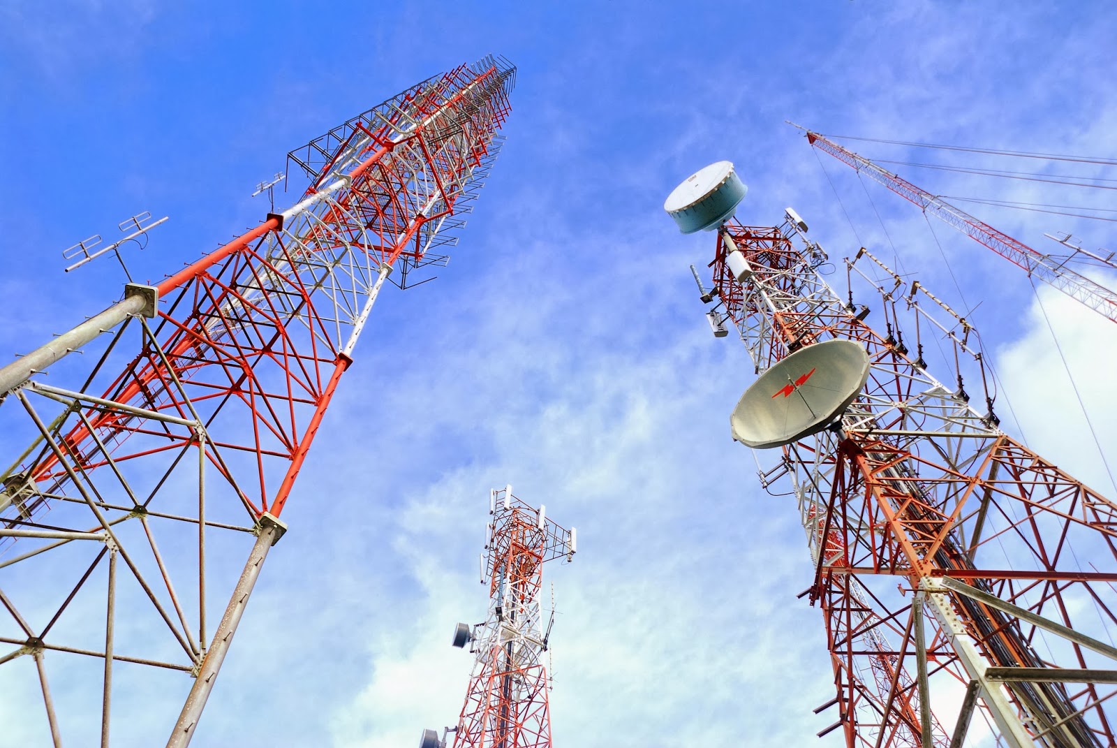 Se necesitan 1850 antenas para asegurar calidad de servicio en Piura hasta el 2021 Se necesitan 1850 antenas para asegurar calidad de servicio en Piura hasta el 2021