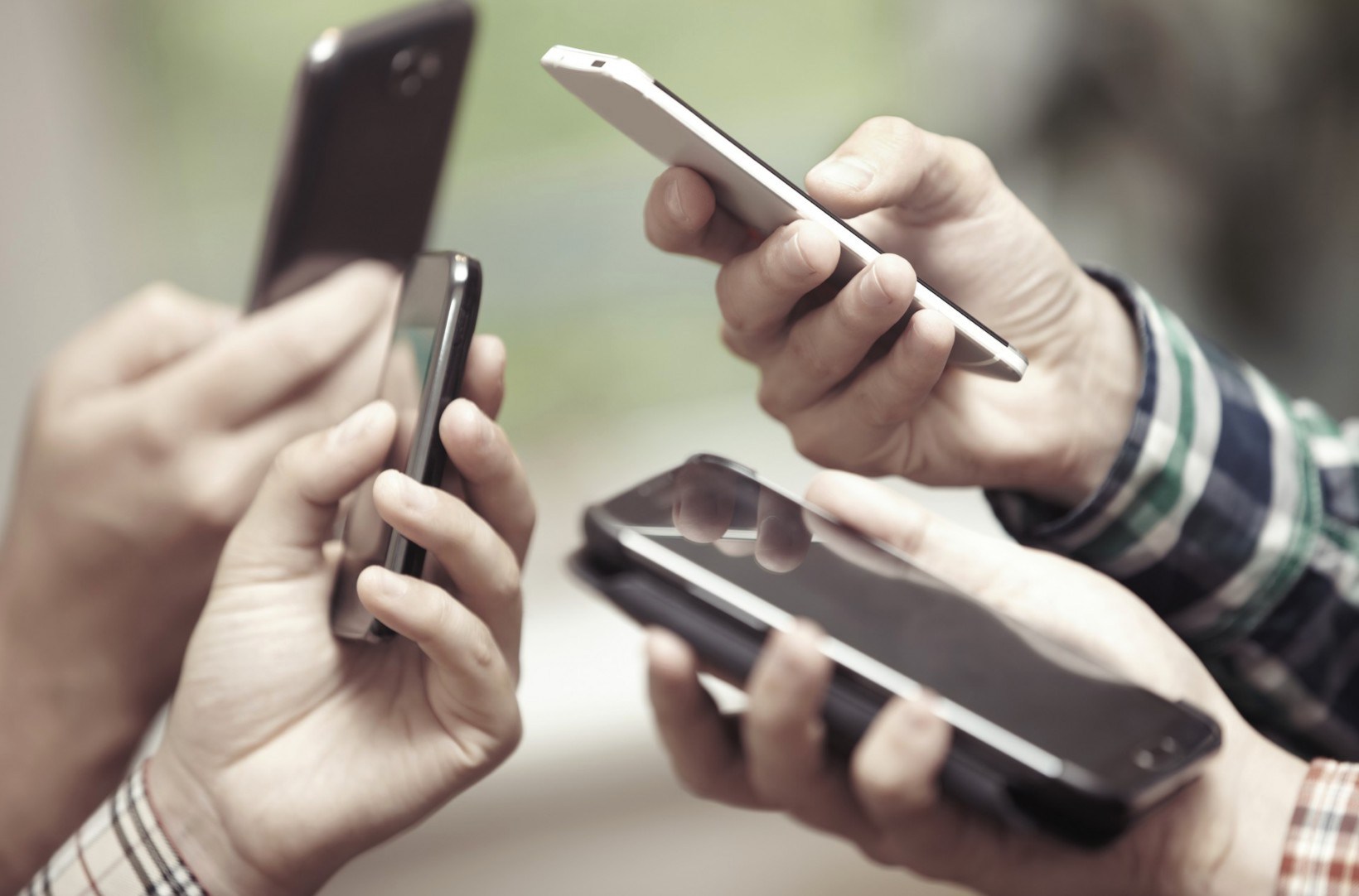 Planes ilimitados: Entel, Movistar y Claro entran en ‘guerra de ofertas’ Planes ilimitados: Entel, Movistar y Claro entran en ‘guerra de ofertas’