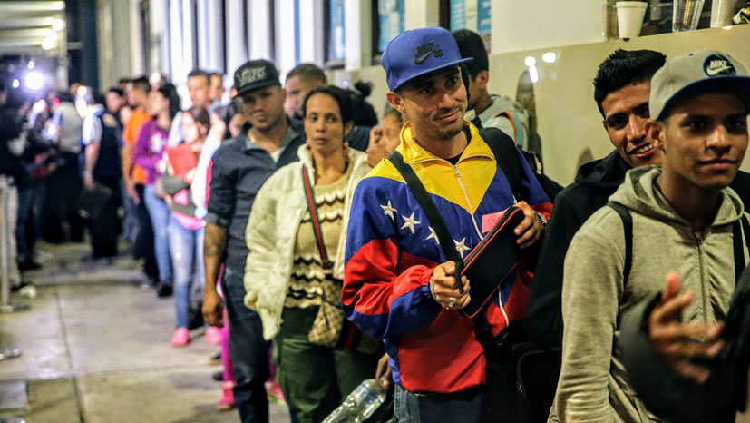 Ministra de Trabajo responsabilizó a venezolanos por desempleo de jóvenes peruanos
