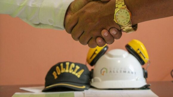 Construcción viviendas para policias