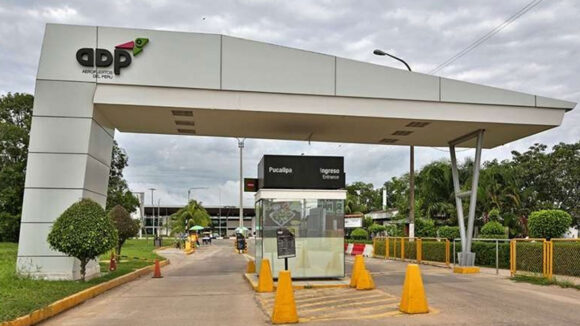 Aeropuertos: metro de distancia entre pasajeros es eliminado
