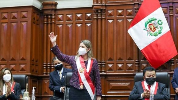 maría del carmen alva presidenta