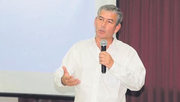 ¿Quién es Reynaldo Hilbck Guzmán? Hoja de vida, biografía y perfil del candidato al Gobierno Regional de Piura