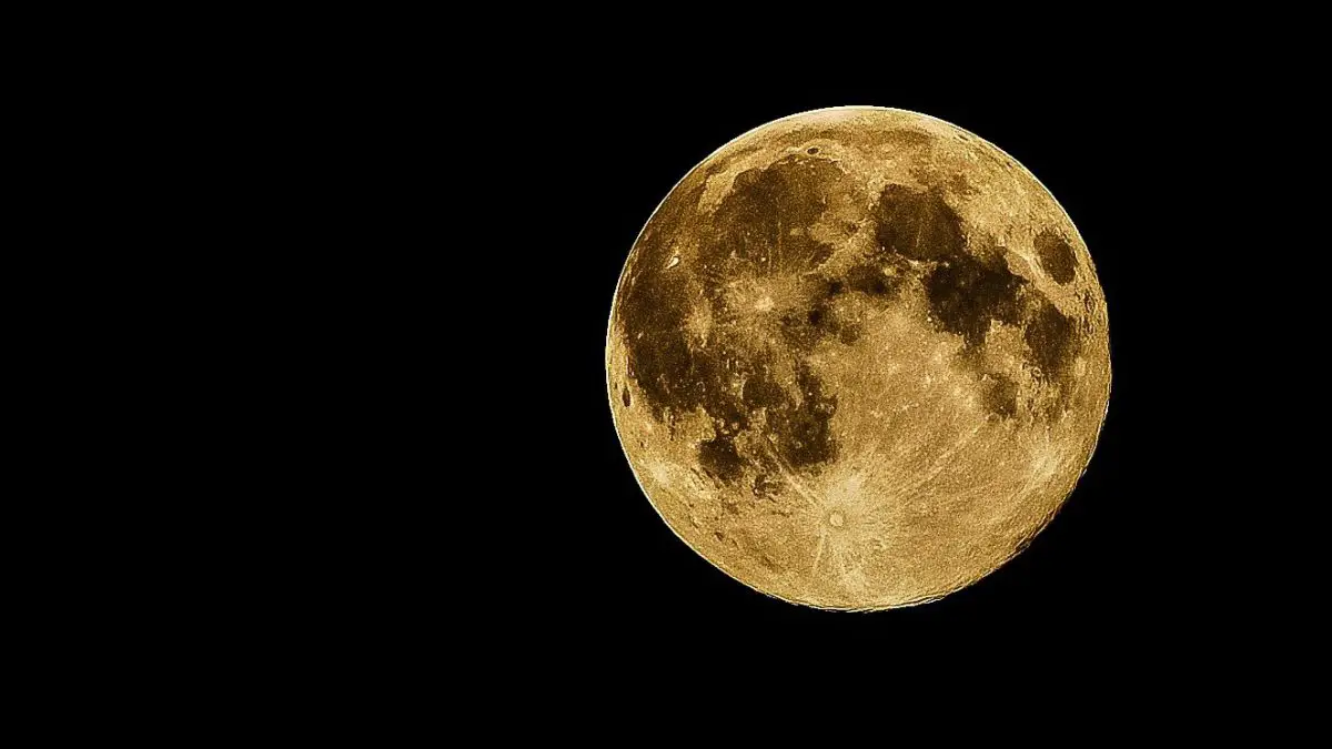 Luna llena 9 octubre 2022 España: cuándo sale y cómo afecta a los signos