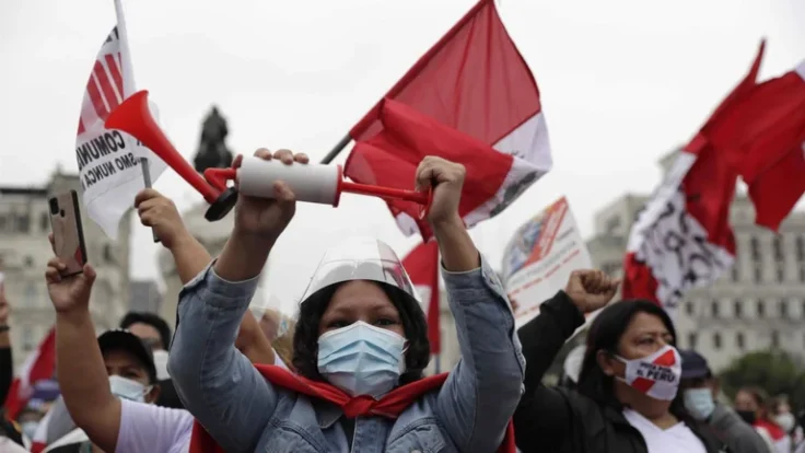 Reacciona Perú: ¿A qué hora inicia la marcha del 5 de noviembre contra Pedro Castillo?
