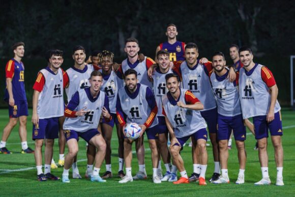 Cuánto paga España vs Costa Rica 2022