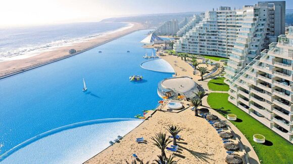 La piscina más grande de América Latina