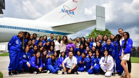 Ella es Astronauta