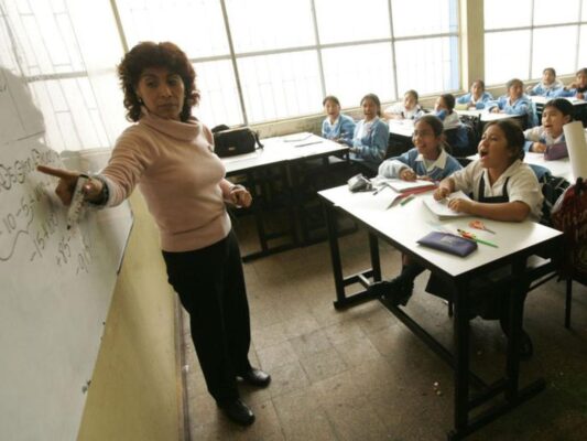 bono 950 soles 2023 para docentes