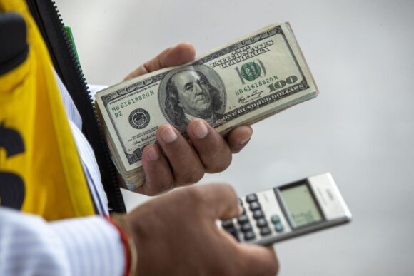 Dólar