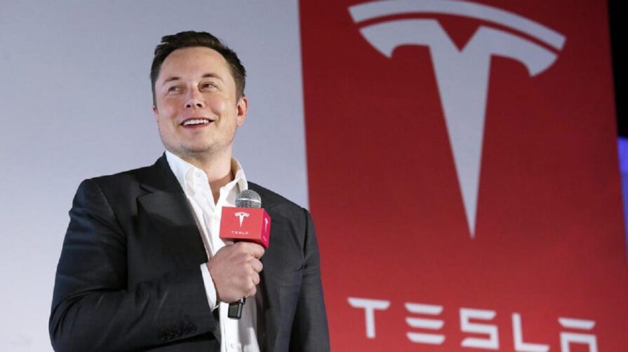 Tesla despide a empleados como represalia por intentar formar sindicato