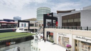 Jockey Plaza