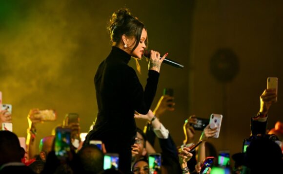 Rihanna Superbowl 2023
