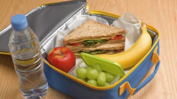 Año escolar 2023: 6 recomendaciones para preparar una lonchera fresca y saludable para tus hijos
