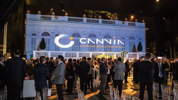 Canvia