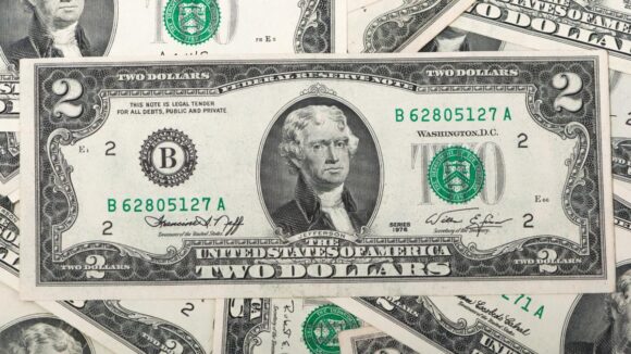 ¿Cuánto cuesta un billete de 2 dólares?