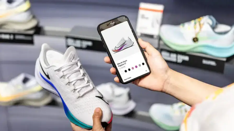 Grave yo mismo apertura Nike lanzó su tienda online accesible desde cualquier dispositivo