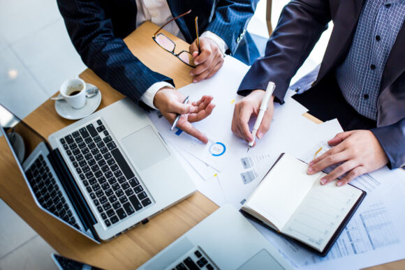 Factoring: ¿Qué tipos existen para obtener liquidez y qué beneficios ofrecen?