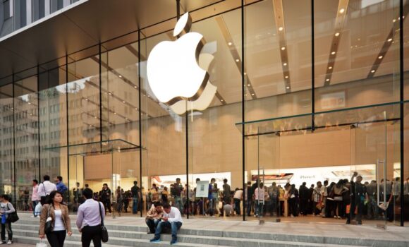 Apple adopta estrategia preventiva para evitar sindicalización: Reuniones en todas sus tiendas en EE. UU
