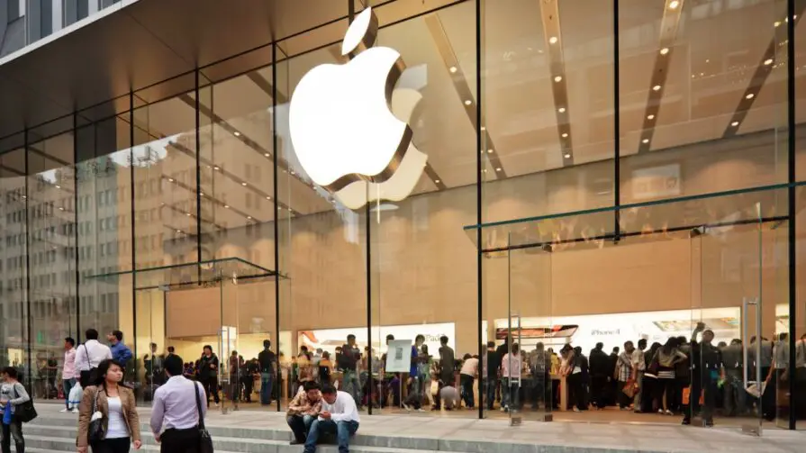 Apple adopta estrategia preventiva para evitar sindicalización: Reuniones en todas sus tiendas en EE. UU