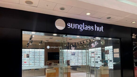 Sunglass Hut