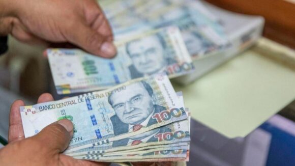 gratificación Perú 2023