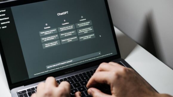 Empresas pueden pagar hasta 800 mil dólares si eres experto en ChatGPT: ¿Qué condiciones debes tener?