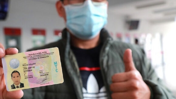 cómo sacar licencia de conducir en Perú