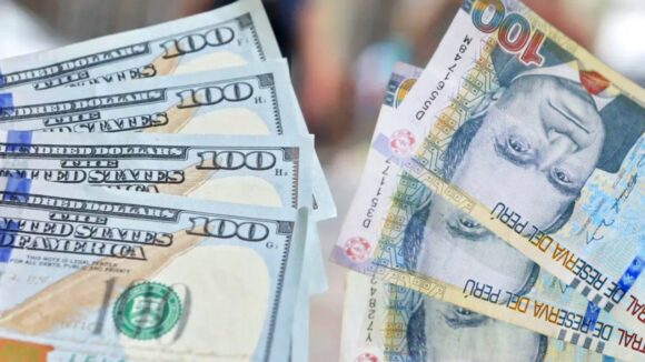 ¿Por qué no es bueno cambiar dinero en el aeropuerto?