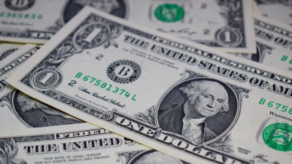 cuánto cuesta el dólar en Perú