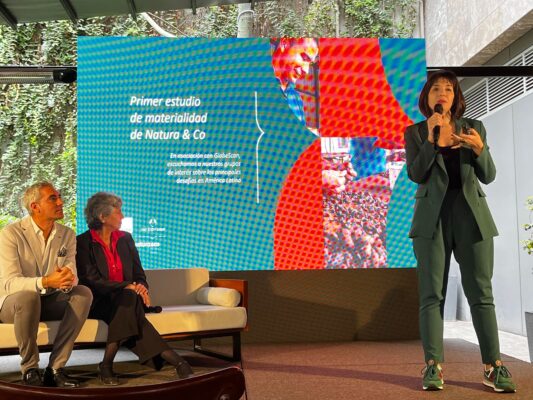 Natura presentó la primera compra de copoazú.
