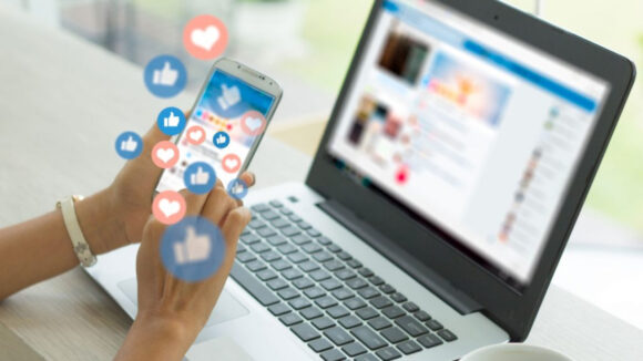 perfil laboral en redes sociales