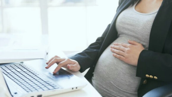día de la mujer trabajo