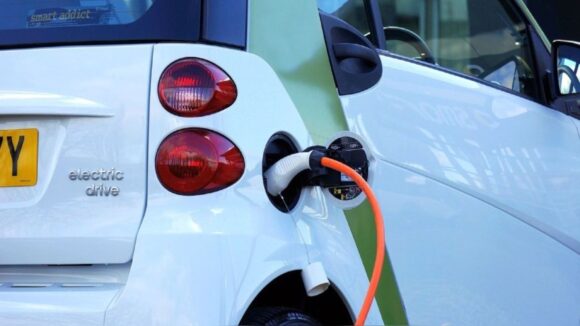 Vehículos Eléctricos e Híbridos en Perú: Ventas se disparan 48,4% en primer cuatrimestre