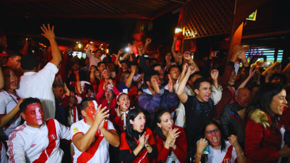 peruanos