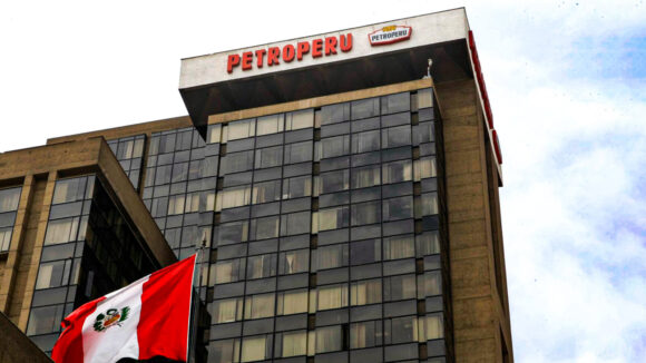 Crisis en Petroperú