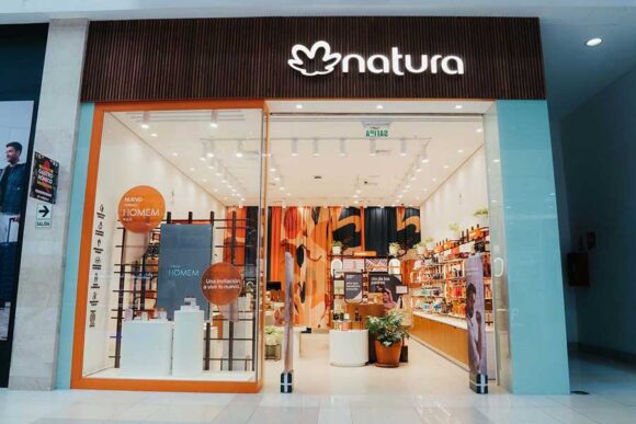 Natura inaugura nueva tienda