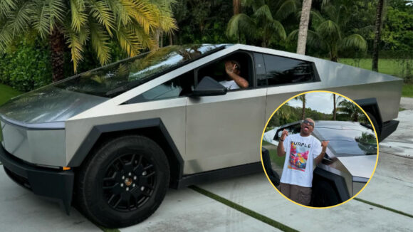 Jefferson Farfán y cybertruck