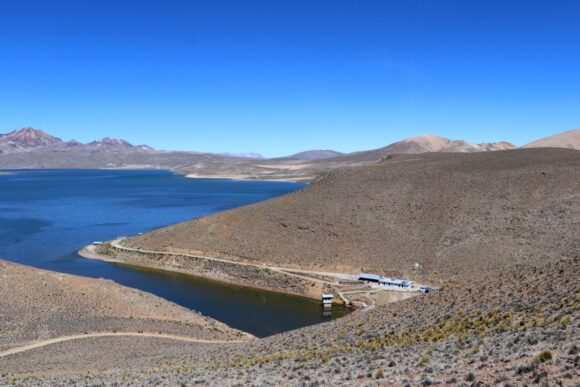 Nueva represa en el rio tambo