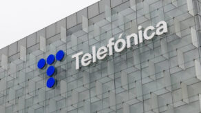 telefónica incrementa capital