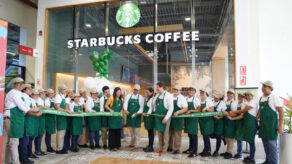 starbucks loreto primera tienda