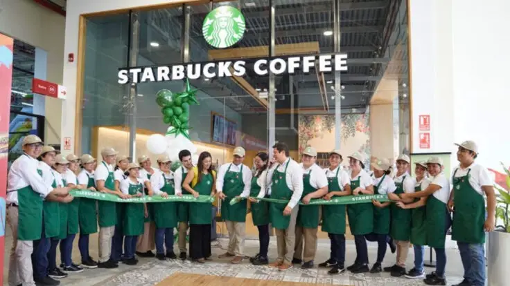 starbucks loreto primera tienda