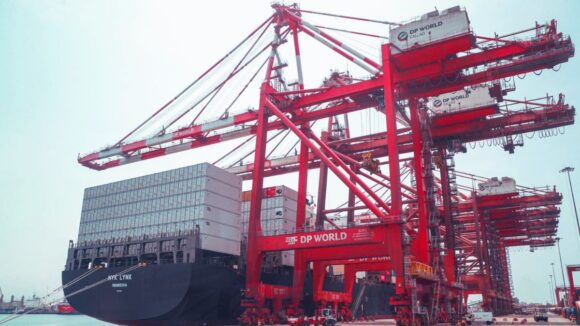 DP World anunció inversión portuaria en Perú