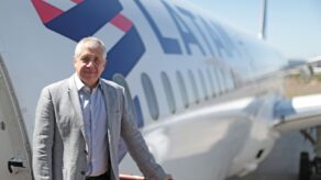 LATAM Airlines y suma de USD 977 millones