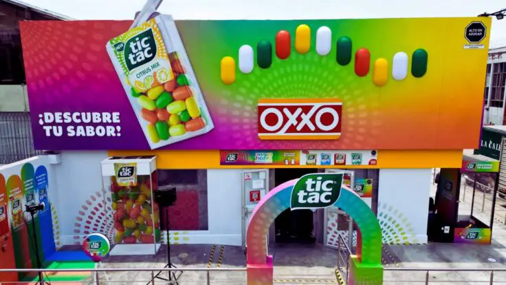 OXXO Perú inaugura nueva tienda Insignia