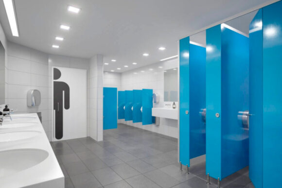 Congreso propone uso gratuito de baños en centros comerciales.