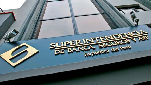 Cinco entidades financieras bajan su calificación de riesgo en Perú, según la SBS