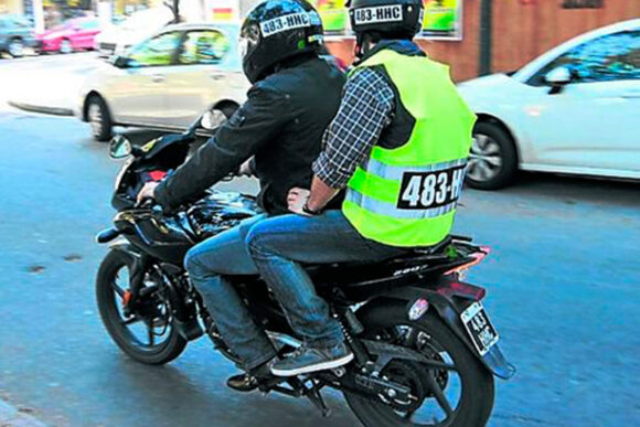 Motociclistas deberán mostrar su placa y rostro al conducir, según nueva norma del MTC para motociclistas