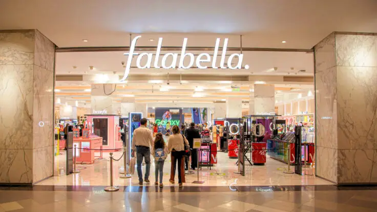 falabella ingresos 2025