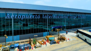 aeropuerto jorge chávez pista falla